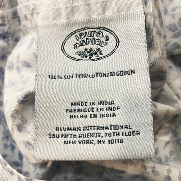 Laura Ashley Pillowcase Blue White Tiny Leaves 100% Cotton Standard 19 1/2 x 27" - Picture 2 of 4